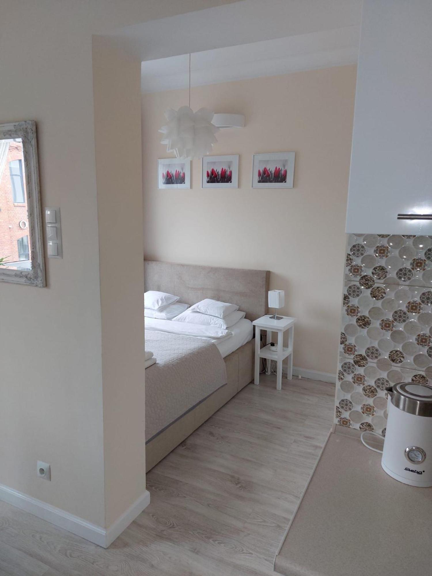 Come&Stay Zielona Gora エクステリア 写真