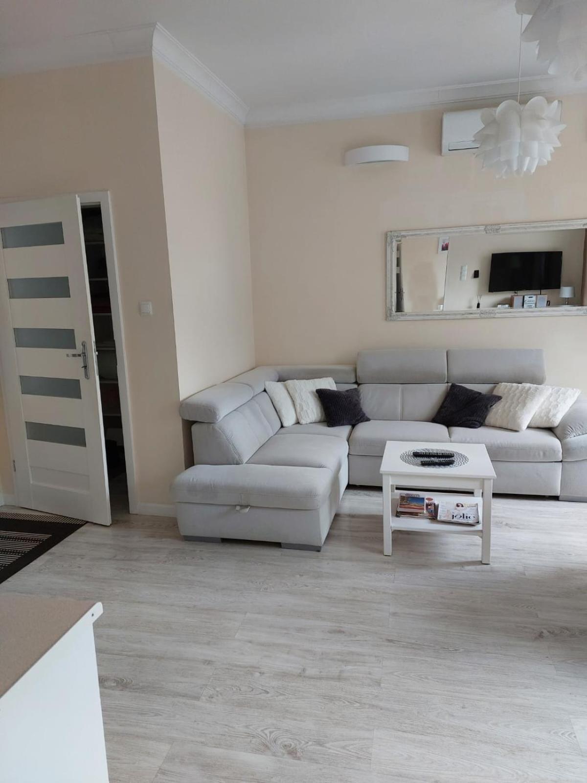 Come&Stay Zielona Gora エクステリア 写真