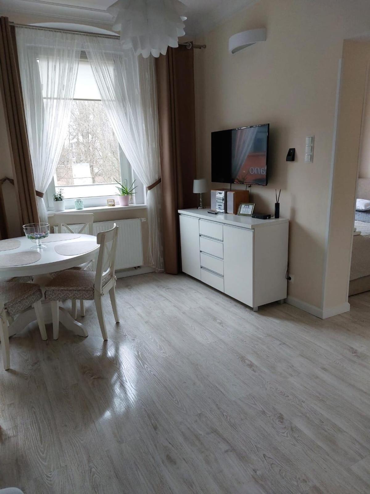 Come&Stay Zielona Gora エクステリア 写真