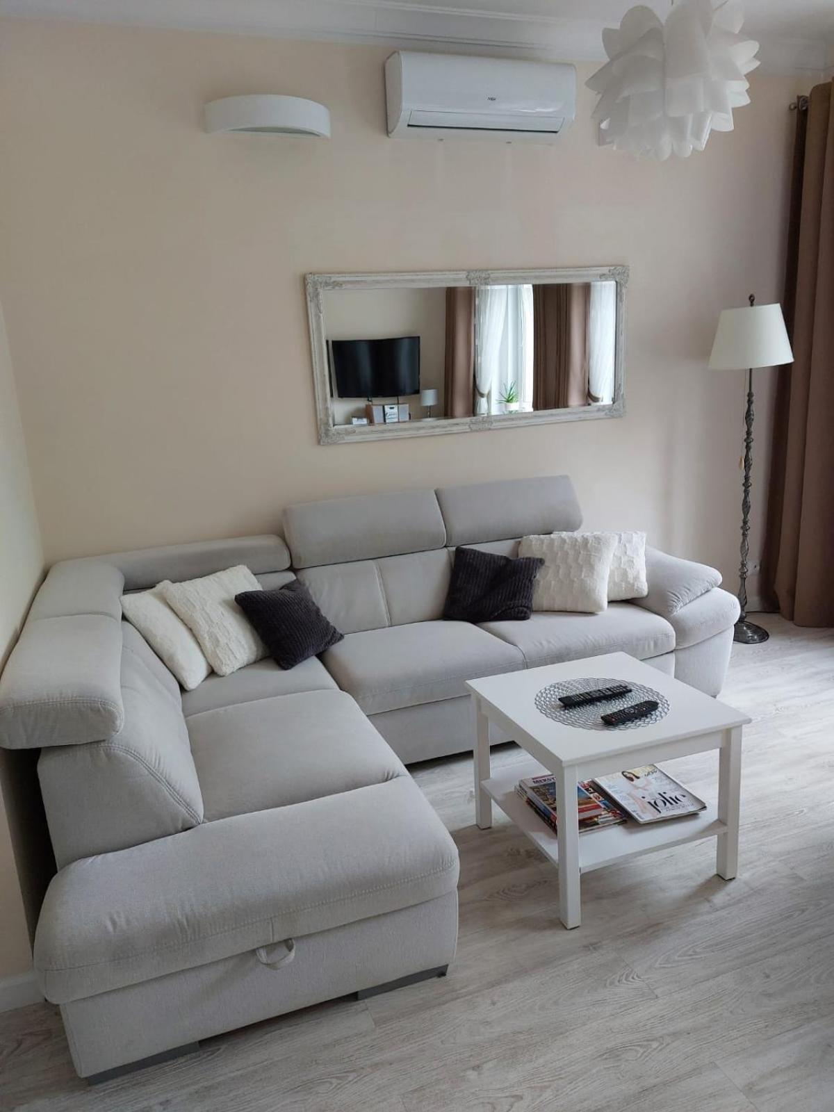 Come&Stay Zielona Gora エクステリア 写真
